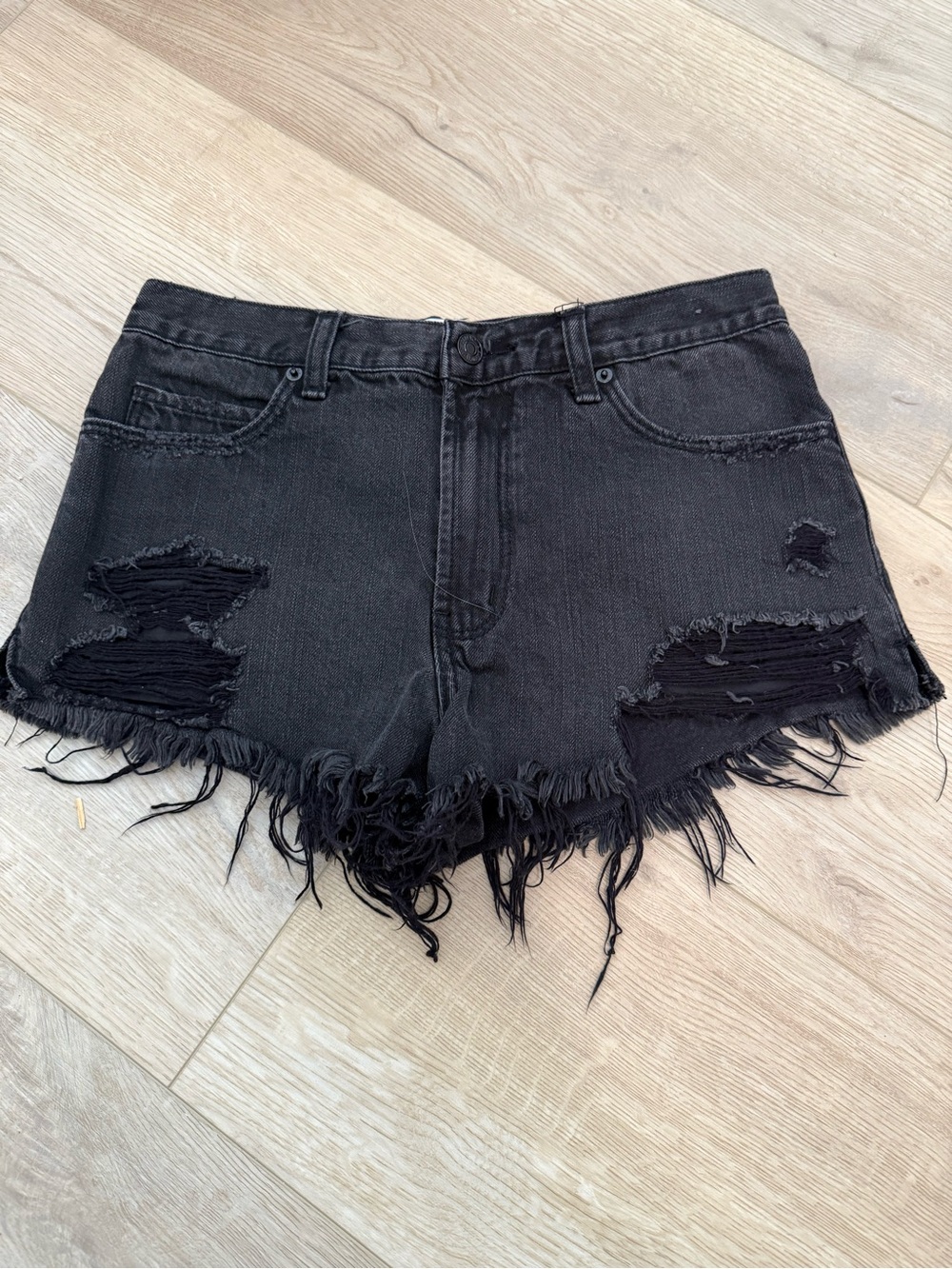 Abercrombie & Fitch Black Distressed Frayed Denim Shorts Size 2